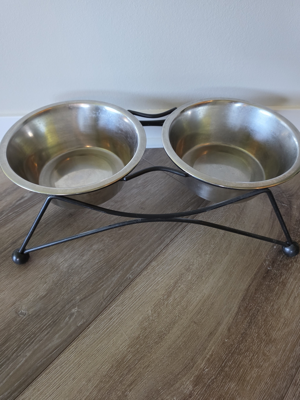 Elevated Double Stainless Steel Pet Bowl Set in Silver and Black